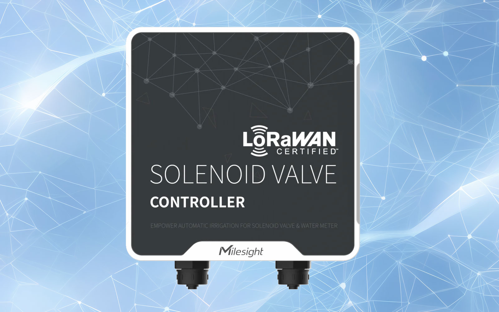Milesight UC512 スマート電磁弁コントローラーの製品写真。日照条件に左右されない電池駆動モデルで、グレーの頑丈な防水筐体に複数のM12コネクタが配置されています。屋外の壁面やポールに設置され、厳しい天候下でも自動灌漑を支える信頼性の高い外観です。